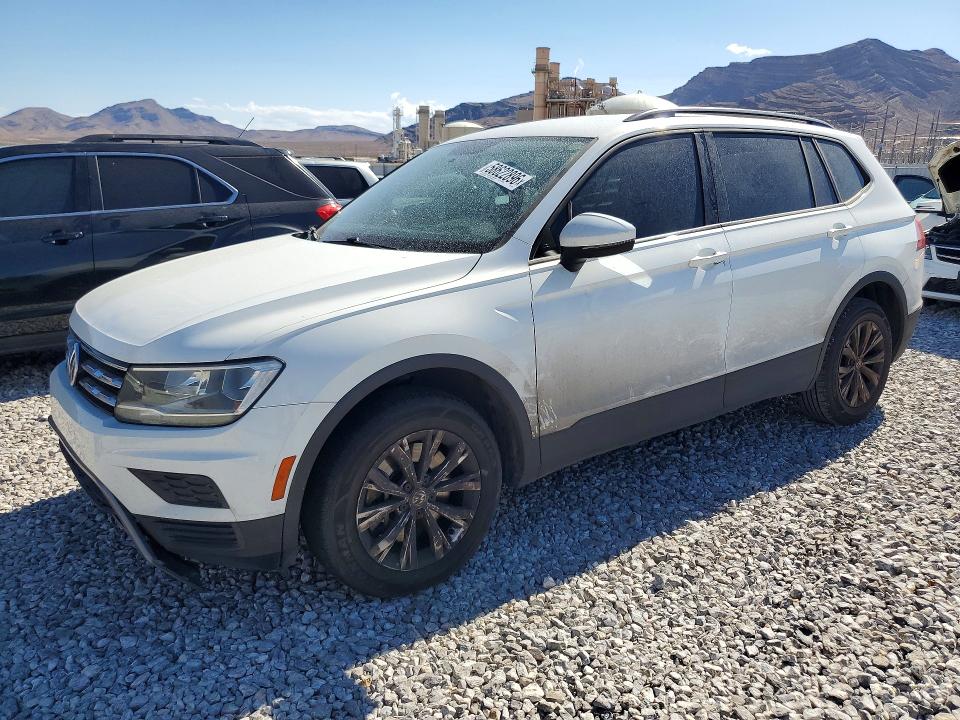 58622896 :رقم المزاد ، 3VV1B7AX6JM115849 vin ، 2018 Volkswagen Tiguan مزاد بيع