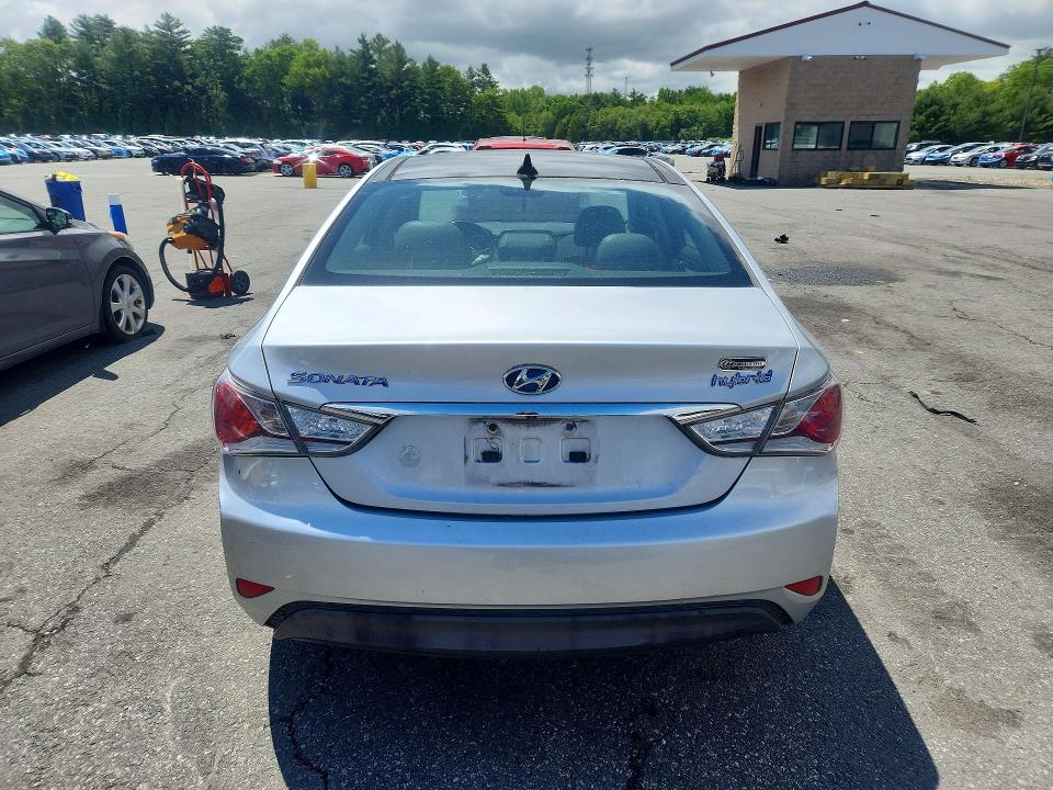 2011 Hyundai Sonata მანქანა იყიდება აუქციონზე, vin: KMHEC4A40BA018433, აუქციონის ნომერი: 55365986