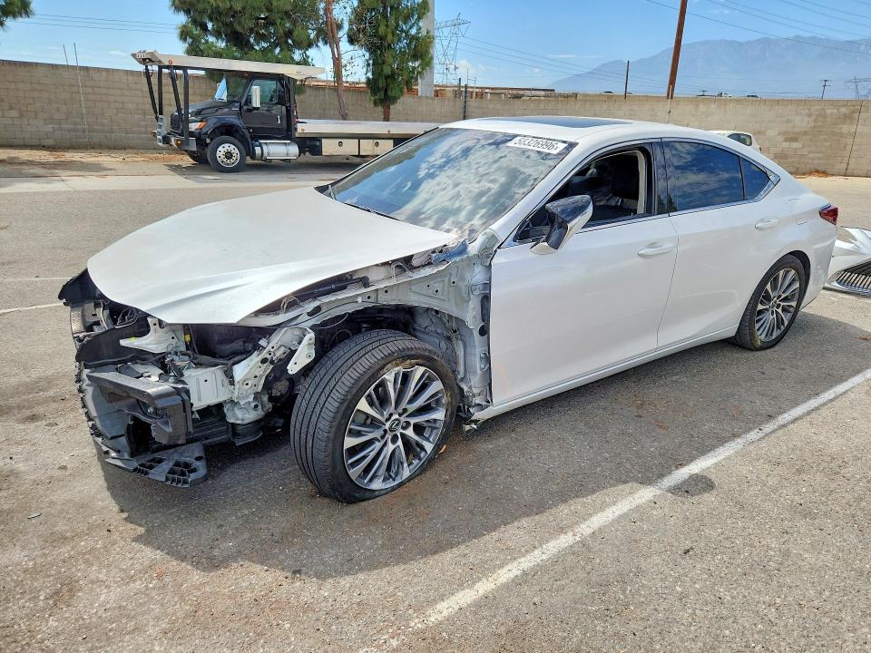 58326996 :رقم المزاد ، 58ADZ1B14LU061999 vin ، 2020 Lexus Es مزاد بيع