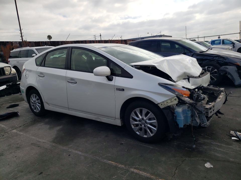 Продажа на аукционе авто 2015 Toyota Prius Plug-in Hybrid, vin: JTDKN3DP5F3074962, номер лота: 59125726