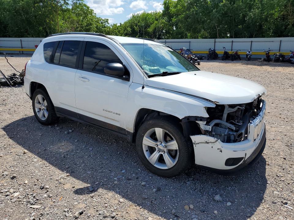 2016 Jeep Compass მანქანა იყიდება აუქციონზე, vin: 1C4NJCBA4GD553733, აუქციონის ნომერი: 58317266