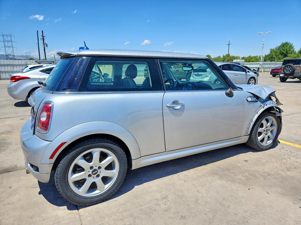 Продажа на аукционе авто 2010 Mini Cooper, vin: WMWMF3C51ATZ28096, номер лота: 95588555