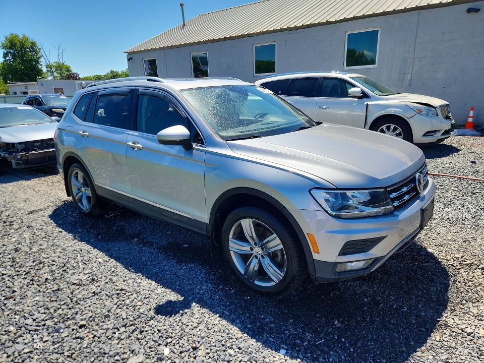 Продажа на аукционе авто 2020 Volkswagen Tiguan, vin: 3VV2B7AXXLM102593, номер лота: 58421606