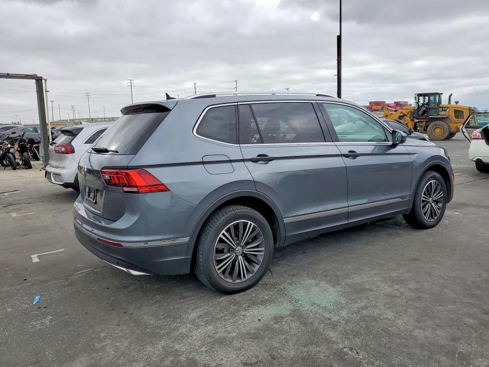 Auction sale of the 2019 Volkswagen Tiguan, vin: 3VV3B7AXXKM065063, lot number: 57935966