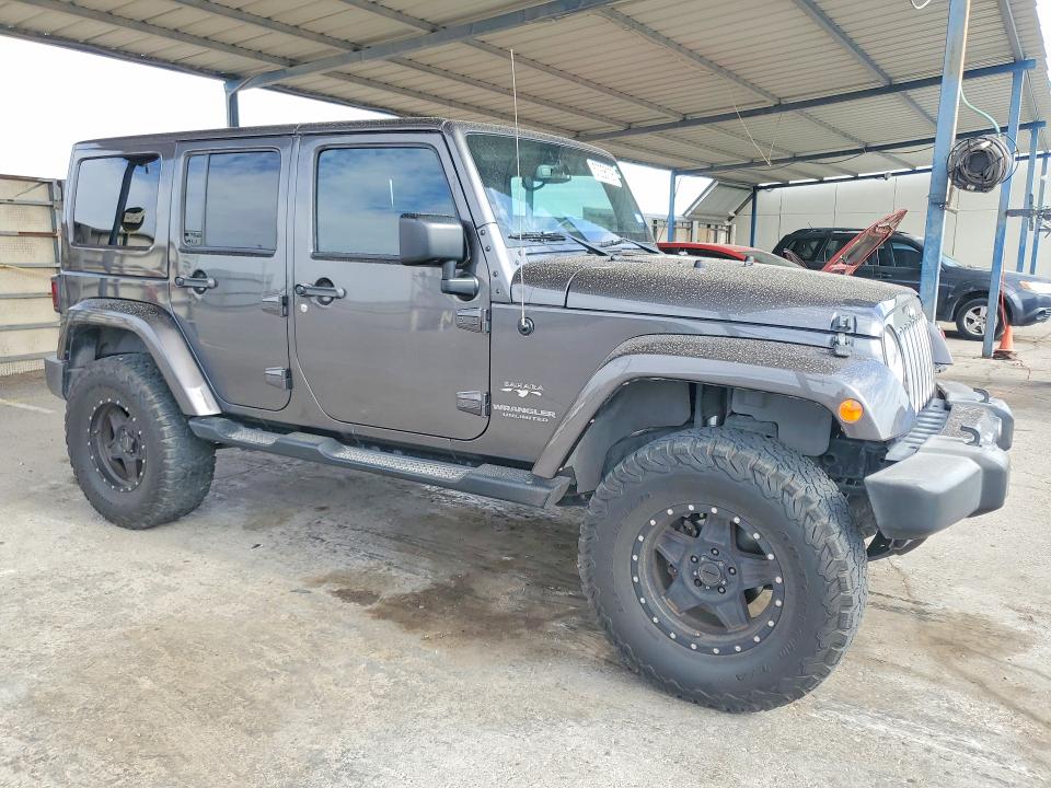 Auction sale of the 2017 Jeep Wrangler Unlimited, vin: 1C4BJWEG3HL657237, lot number: 57256136