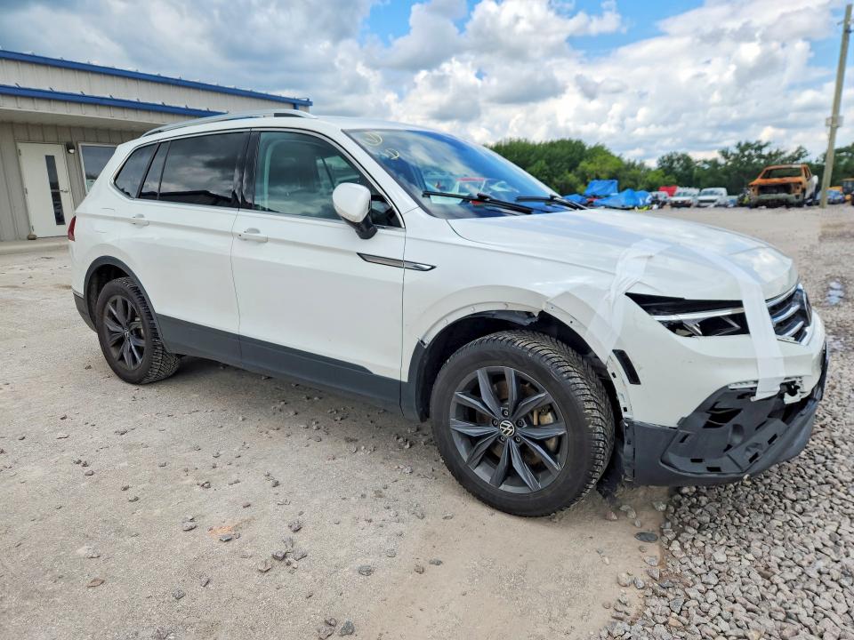 55470566 :رقم المزاد ، 3VV3B7AX7PM041424 vin ، 2023 Volkswagen Tiguan مزاد بيع