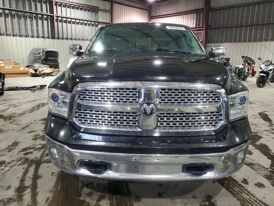 59630636 :رقم المزاد ، 1C6RR7VM2JS293544 vin ، 2018 Ram 1500 مزاد بيع