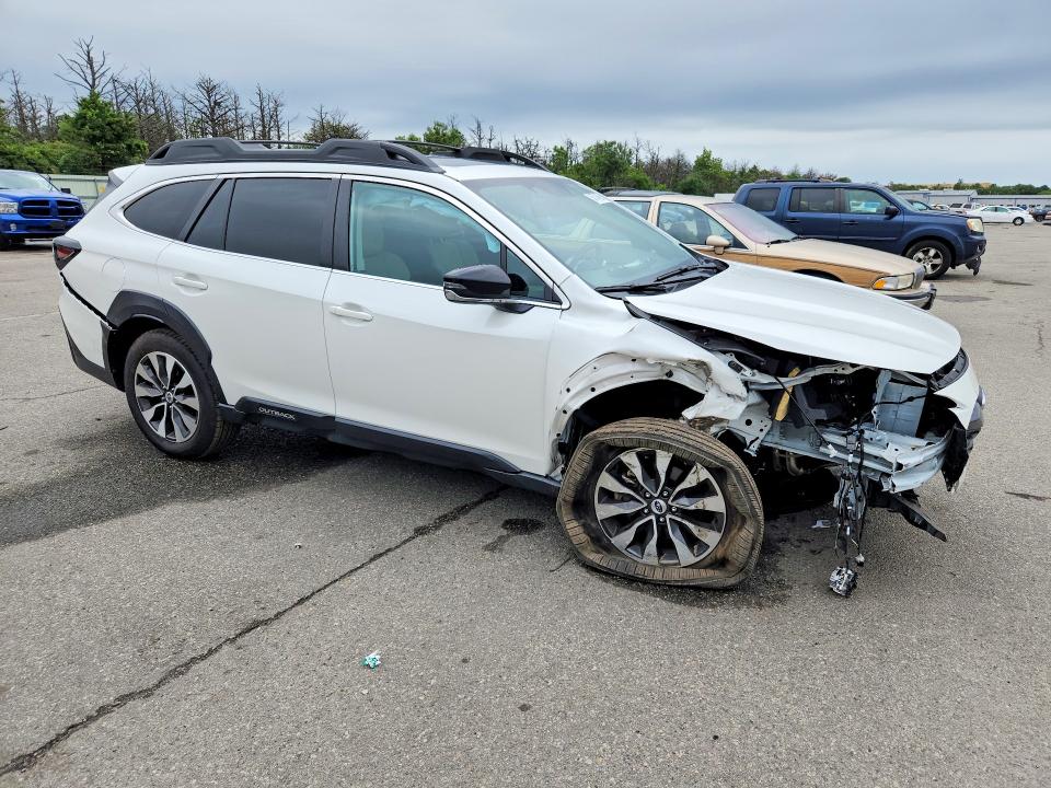 58574696 :رقم المزاد ، 4S4BTANC2S3260468 vin ، 2025 Subaru Outback مزاد بيع