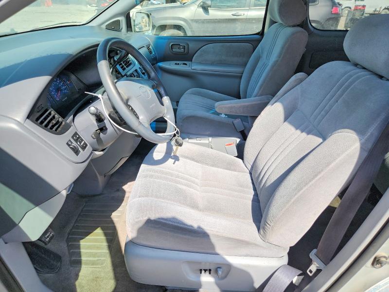 58317826 :رقم المزاد ، 4T3ZF13C53U533043 vin ، 2003 Toyota Sienna مزاد بيع