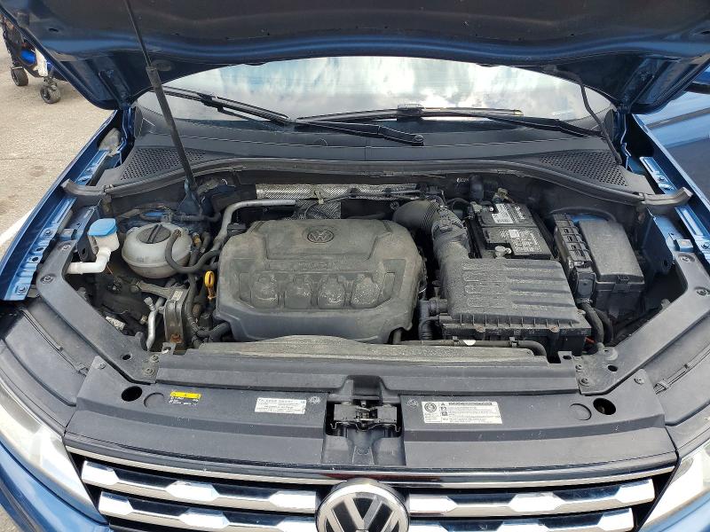 58072746 :رقم المزاد ، 3VV3B7AX7JM000959 vin ، 2018 Volkswagen Tiguan مزاد بيع