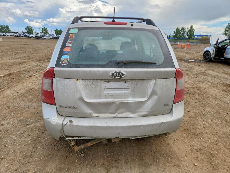 2010 Kia Rondo მანქანა იყიდება აუქციონზე, vin: KNAHH8A87A7321103, აუქციონის ნომერი: 56447406