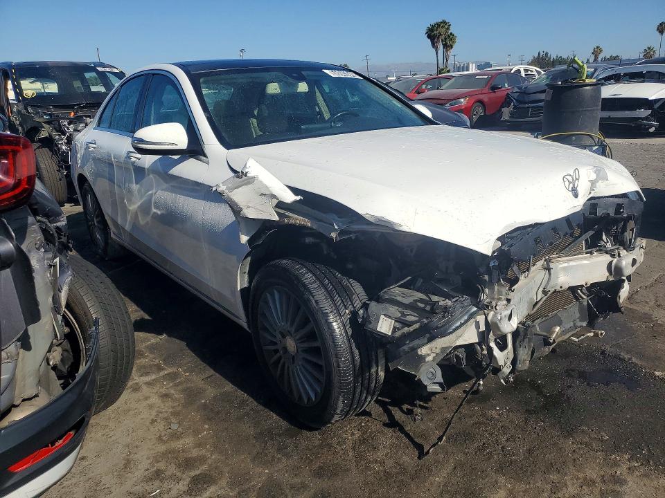 Продаж на аукціоні авто 2015 Mercedes-benz C, vin: 55SWF4KB8FU011058, номер лоту: 56843946