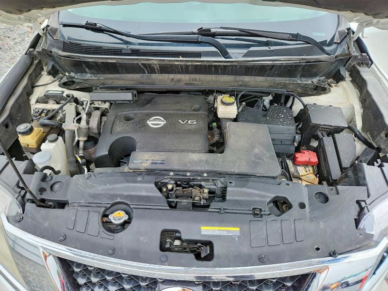 56751486 :رقم المزاد ، 5N1AR2MM7FC608278 vin ، 2015 Nissan Pathfinder مزاد بيع