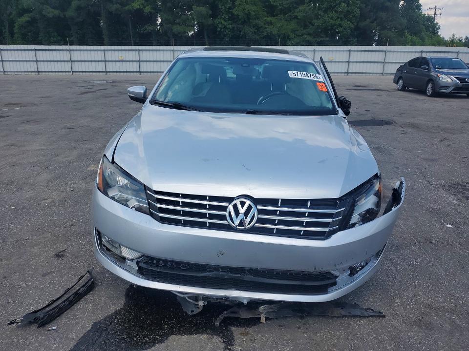 Продажа на аукционе авто 2015 Volkswagen Passat, vin: 1VWBV7A30FC044208, номер лота: 57194756