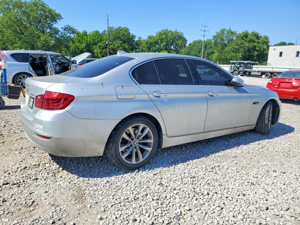 55465576 :رقم المزاد ، WBA5A7C56GG152205 vin ، 2016 Bmw 528 مزاد بيع