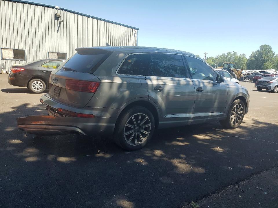 Продажа на аукционе авто 2017 Audi Q7, vin: WA1LHAF70HD046474, номер лота: 57923606