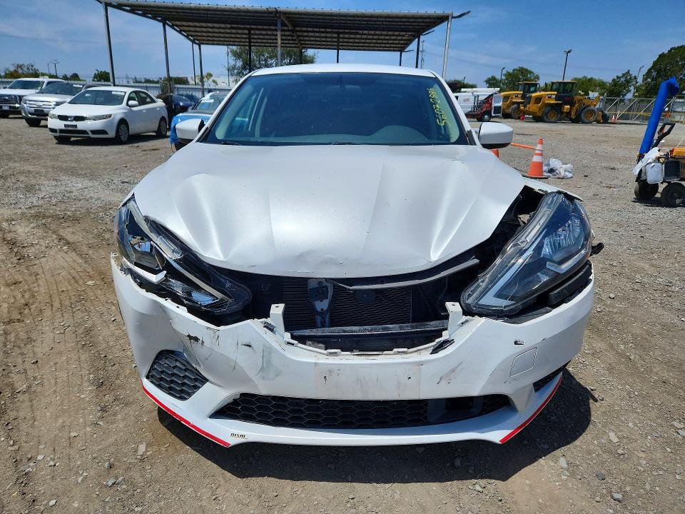 Продажа на аукционе авто 2018 Nissan Sentra, vin: 3N1AB7AP9JL655641, номер лота: 56072886