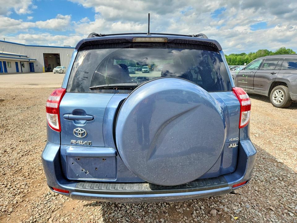 57699476 :رقم المزاد ، 2T3BF4DV6BW154697 vin ، 2011 Toyota Rav4 مزاد بيع