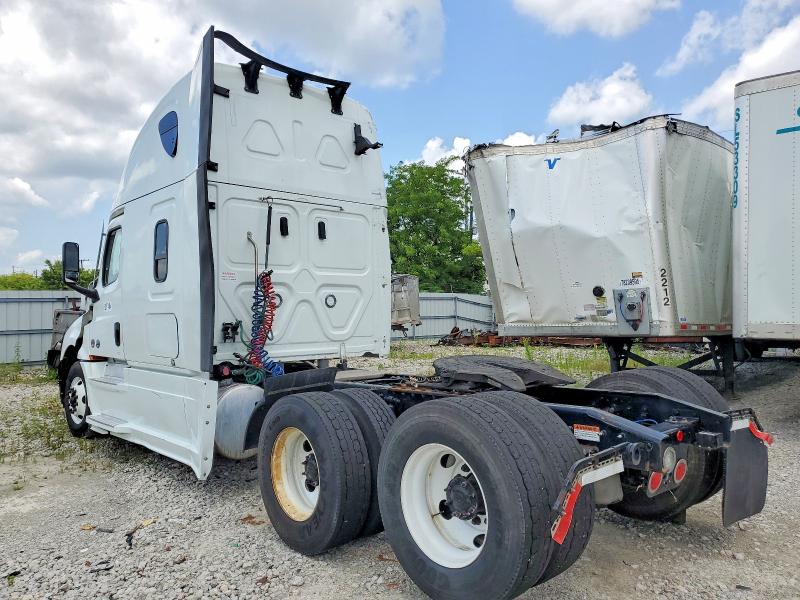 Продажа на аукционе авто 2025 Freightliner Cascadia 126, vin: 1FUJHHFG8SLVR2032, номер лота: 59277416