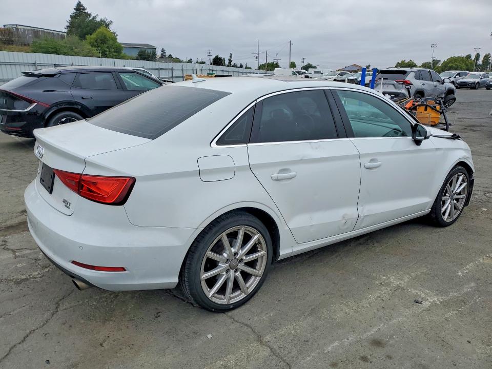 2015 Audi A3 მანქანა იყიდება აუქციონზე, vin: WAUEFGFF5F1012993, აუქციონის ნომერი: 57602896