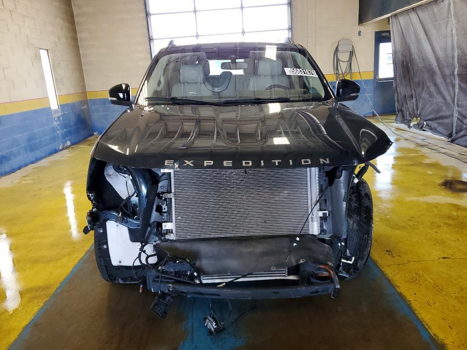 56831676 :رقم المزاد ، 1FMJK1M86SEA23613 vin ، 2025 Ford Expedition مزاد بيع