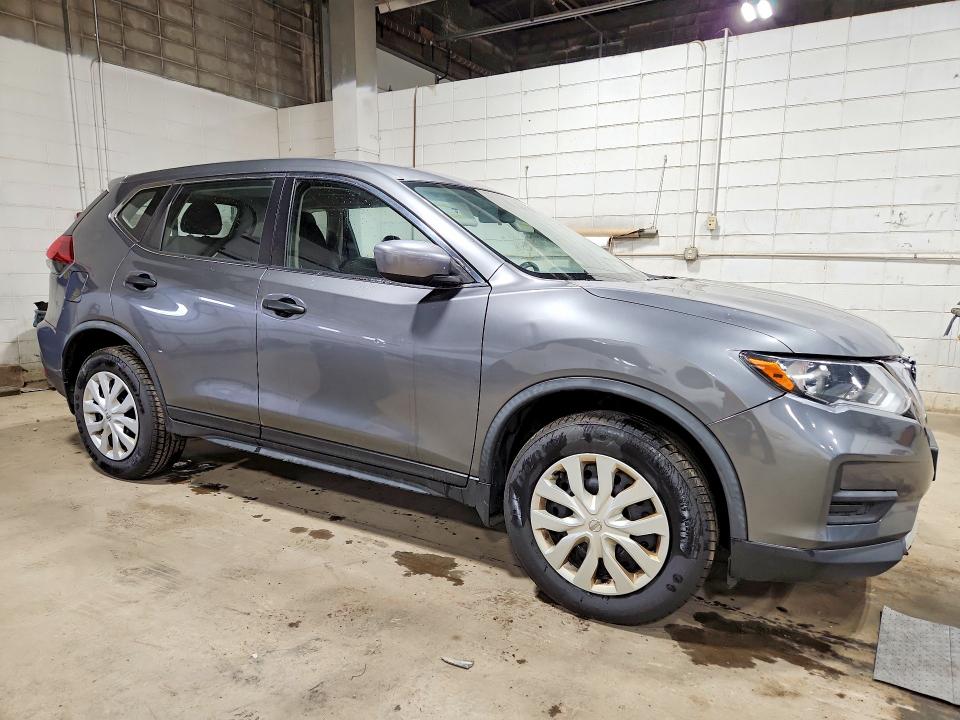 57077036 :رقم المزاد ، JN8AT2MV1JW315521 vin ، 2018 Nissan Rogue S Aw مزاد بيع