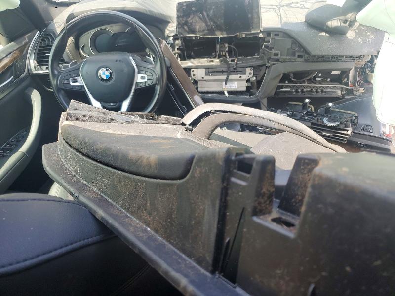 55745576 :رقم المزاد ، 5UXTR9C52JLD74089 vin ، 2018 Bmw X3 مزاد بيع