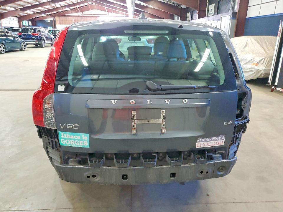 57215536 :رقم المزاد ، YV1382MW8A2532693 vin ، 2010 Volvo V50 مزاد بيع