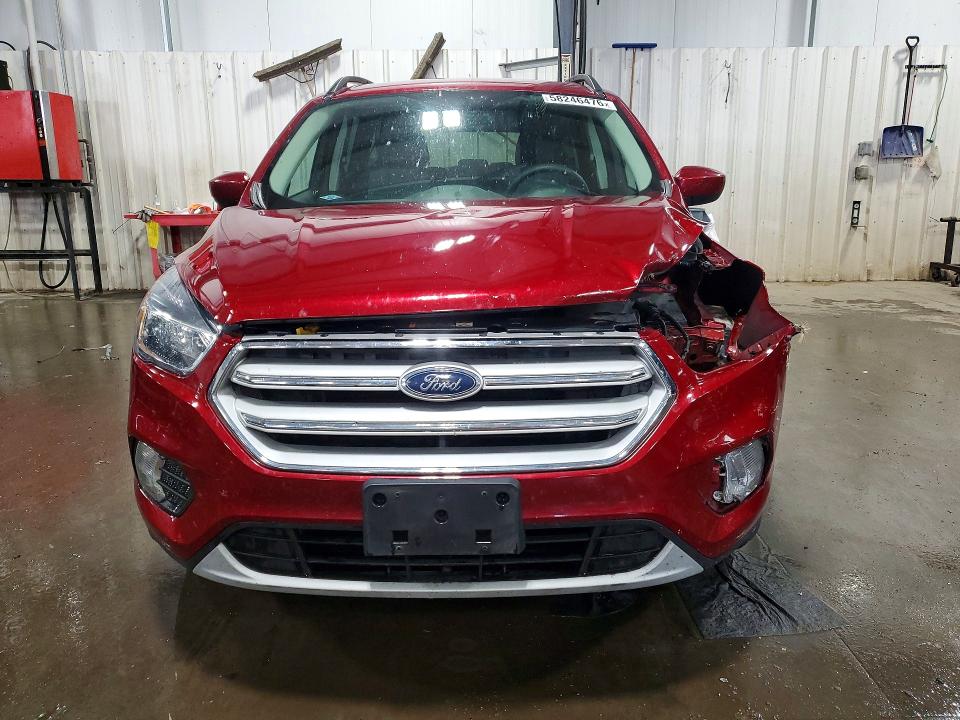 2018 Ford Escape მანქანა იყიდება აუქციონზე, vin: 1FMCU9GD7JUD21697, აუქციონის ნომერი: 58246476