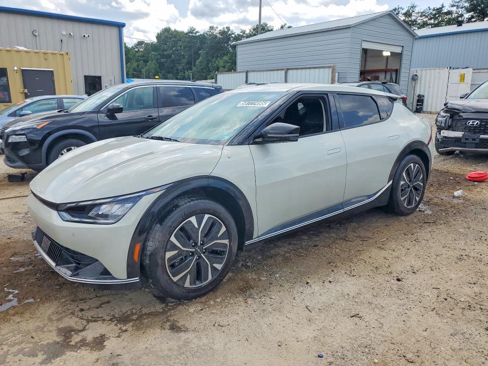 Auction sale of the 2023 Kia Ev6, vin: KNDC34LA1P5158098, lot number: 58777496