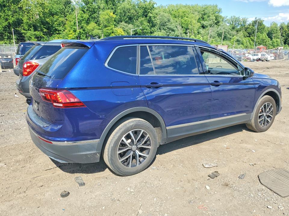 Продажа на аукционе авто 2021 Volkswagen Tiguan, vin: 3VV3B7AX8MM059040, номер лота: 58320246