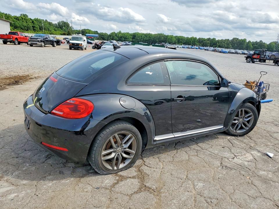 2014 Volkswagen Beetle მანქანა იყიდება აუქციონზე, vin: 3VWJX7AT7EM631685, აუქციონის ნომერი: 58273056