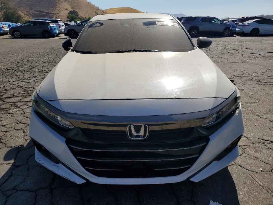 Продажа на аукционе авто 2018 Honda Accord, vin: 1HGCV1F33JA201958, номер лота: 56703526