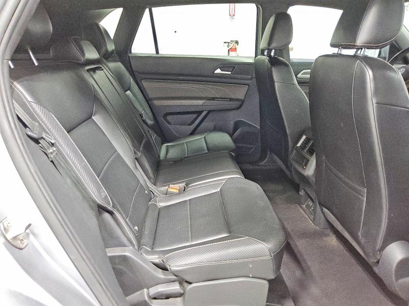 57562146 :رقم المزاد ، 1V2HE2CA0NC217511 vin ، 2022 Volkswagen Atlas Cross Sport مزاد بيع