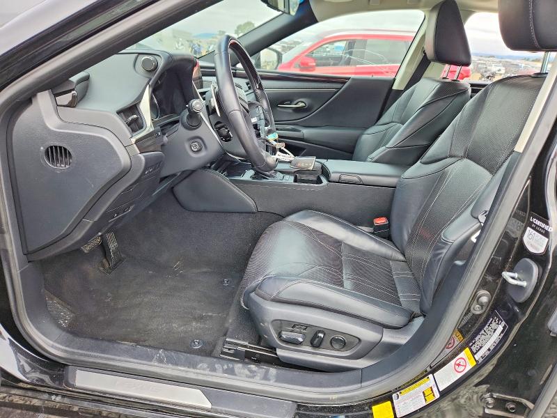 57887806 :رقم المزاد ، 58AB21B16KU001362 vin ، 2019 Lexus Es مزاد بيع