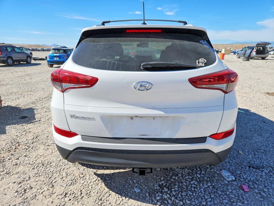 2016 Hyundai Tucson მანქანა იყიდება აუქციონზე, vin: KM8J33A45GU161604, აუქციონის ნომერი: 57567426