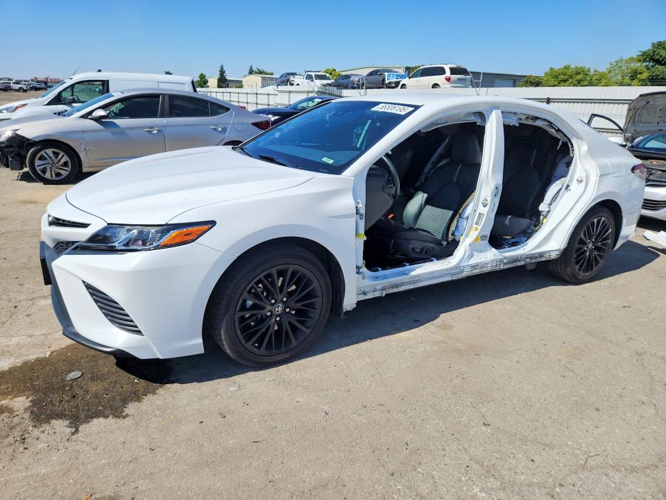 56506196 :رقم المزاد ، 4T1B11HK2KU268198 vin ، 2019 Toyota Camry مزاد بيع