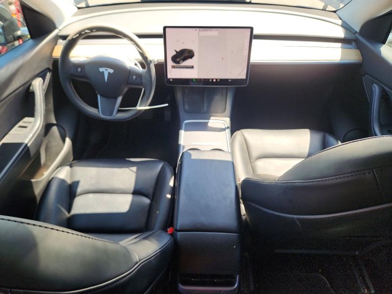 55674156 :رقم المزاد ، 5YJYGDEE3MF196078 vin ، 2021 Tesla Model Y مزاد بيع