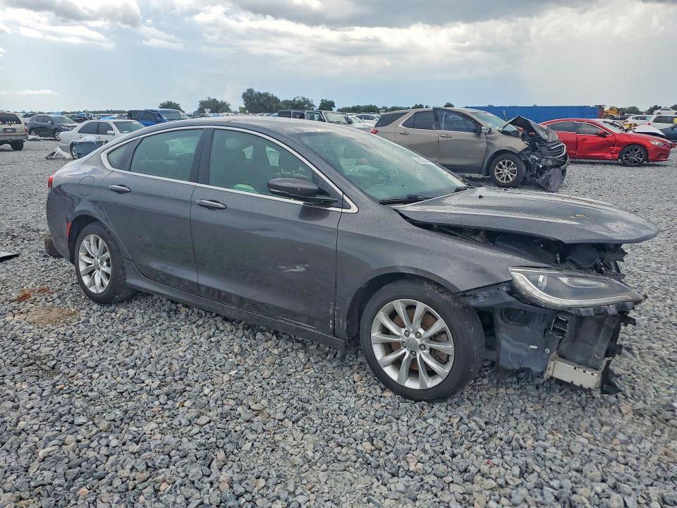 58381446 :رقم المزاد ، 1C3CCCCG5FN581557 vin ، 2015 Chrysler 200 مزاد بيع