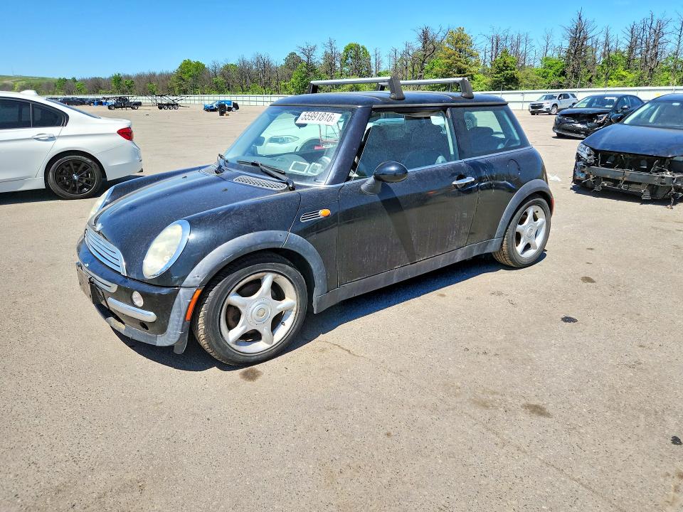 2003 Mini Cooper მანქანა იყიდება აუქციონზე, vin: WMWRC33483TE18548, აუქციონის ნომერი: 55991816