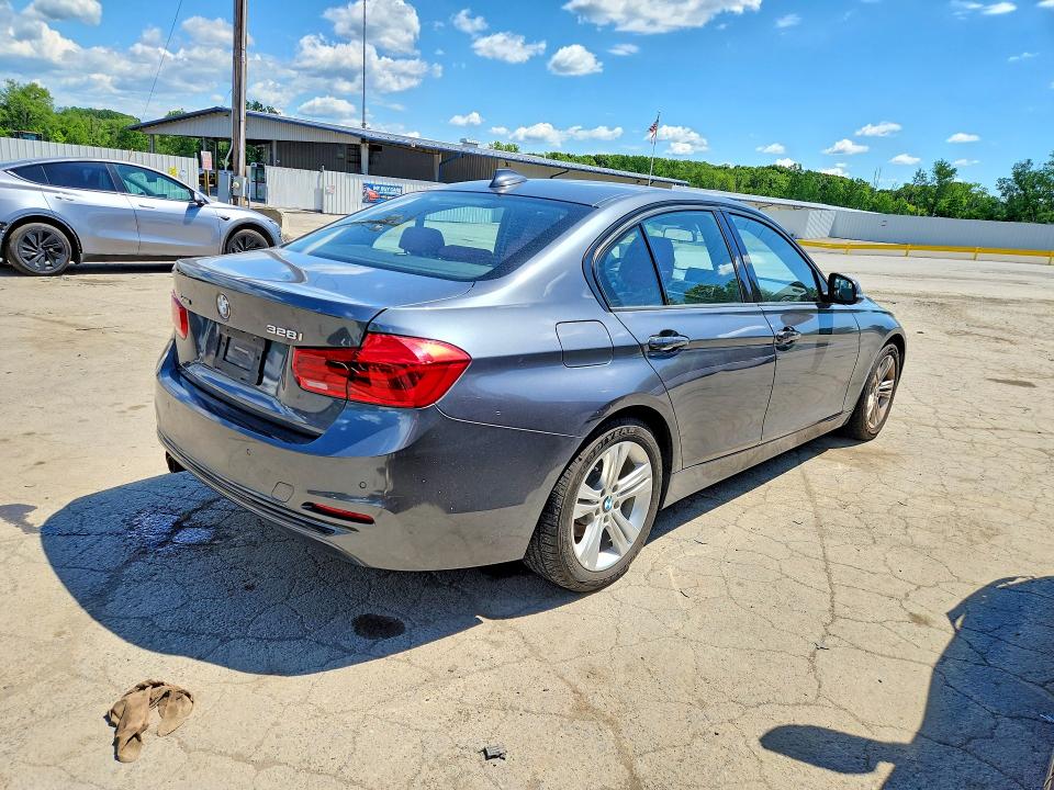 2016 Bmw 328 მანქანა იყიდება აუქციონზე, vin: WBA8E3G5XGNT26910, აუქციონის ნომერი: 58061346
