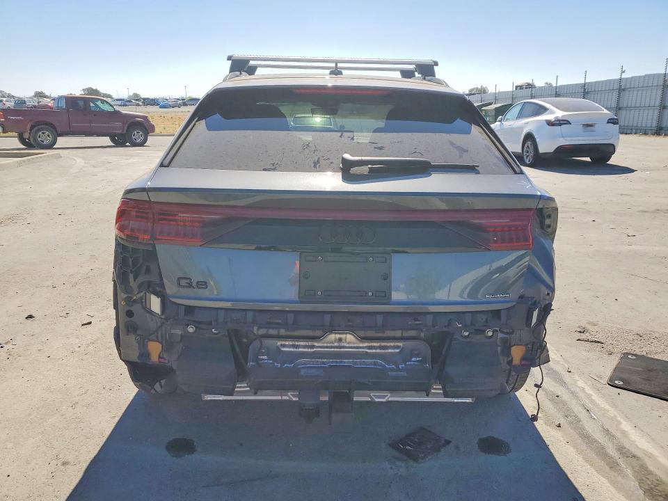 Продажа на аукционе авто 2021 Audi Q8, vin: WA1FVBF19MD021963, номер лота: 58225396