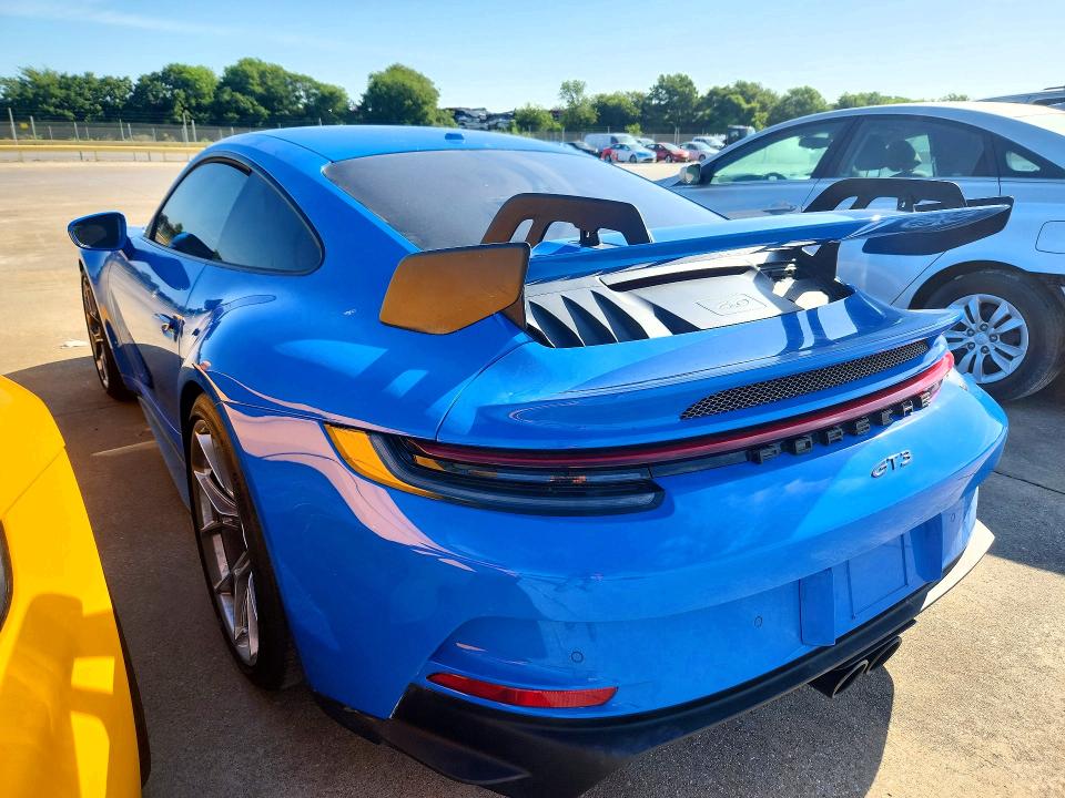 57901506 :رقم المزاد ، WP0AC2A94NS268310 vin ، 2022 Porsche 911 مزاد بيع