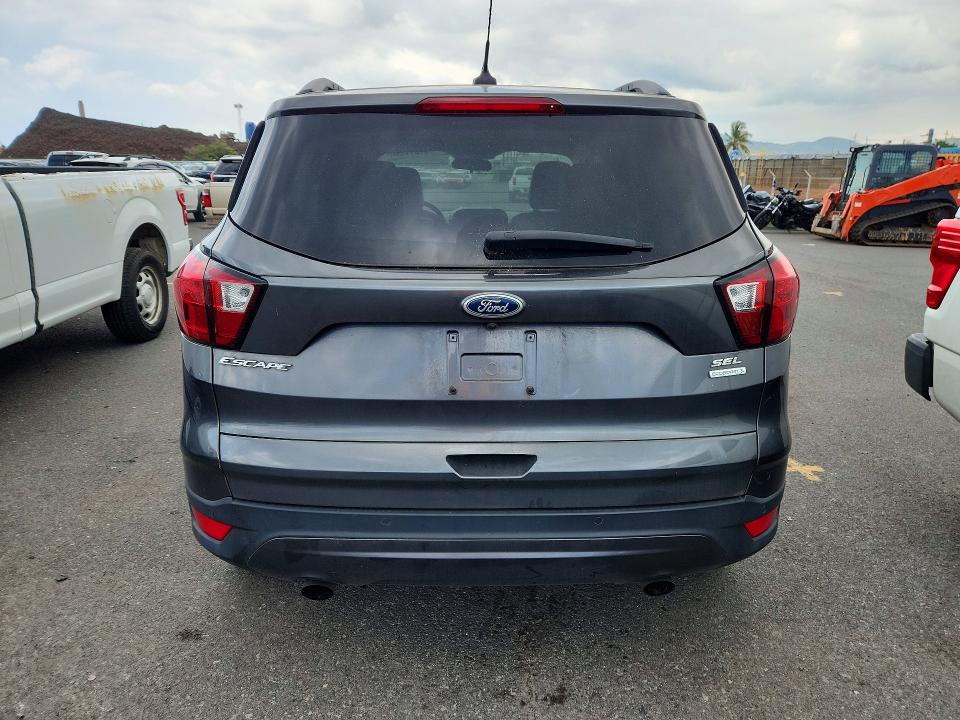 2019 Ford Escape მანქანა იყიდება აუქციონზე, vin: 1FMCU0HD9KUA55286, აუქციონის ნომერი: 57817206