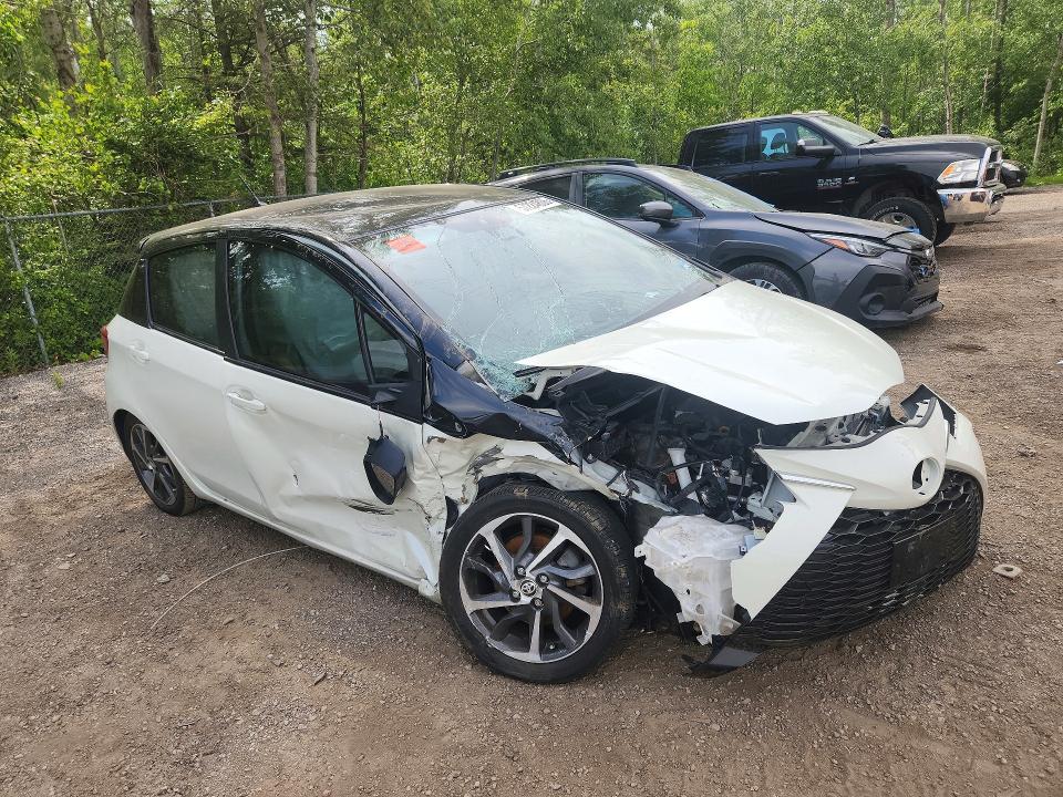 2018 Toyota Yaris 4d მანქანა იყიდება აუქციონზე, vin: VNKKTUD33JA090145, აუქციონის ნომერი: 57224806