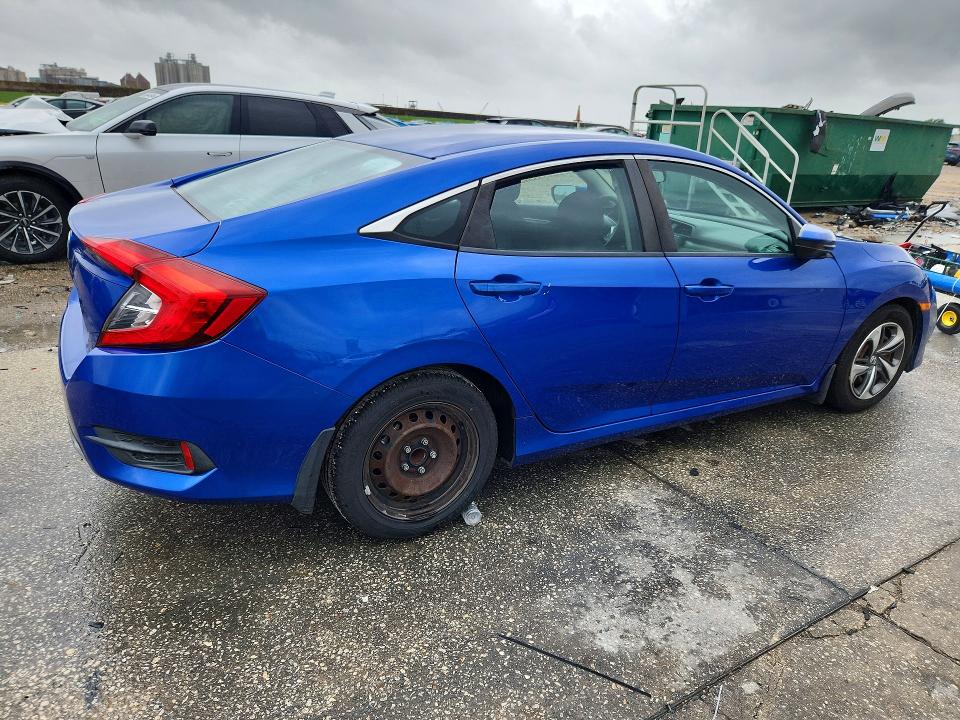 57492586 :رقم المزاد ، 19XFC2F60KE007226 vin ، 2019 Honda Civic مزاد بيع