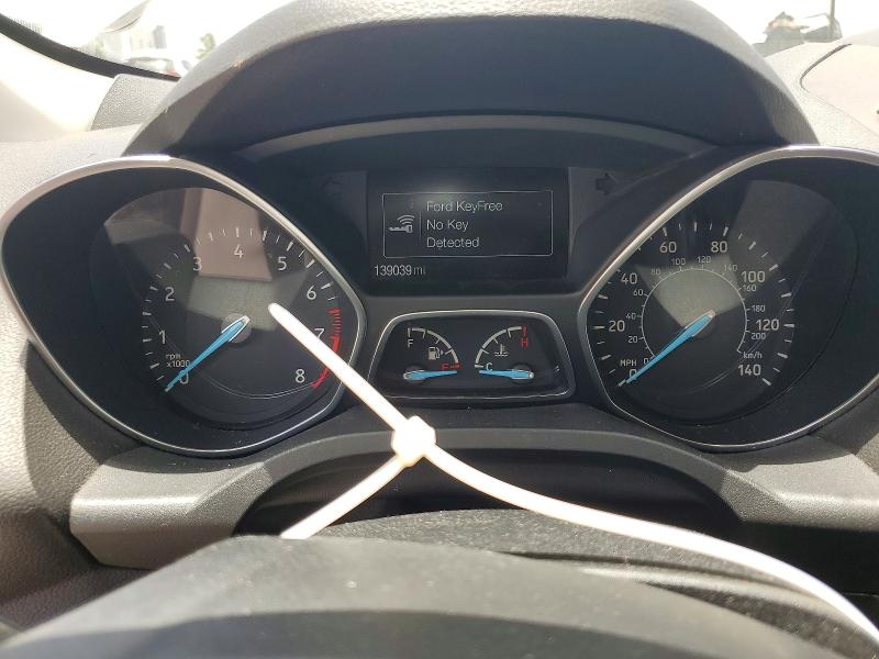 2017 Ford Escape მანქანა იყიდება აუქციონზე, vin: 1FMCU0J98HUD91140, აუქციონის ნომერი: 53738846