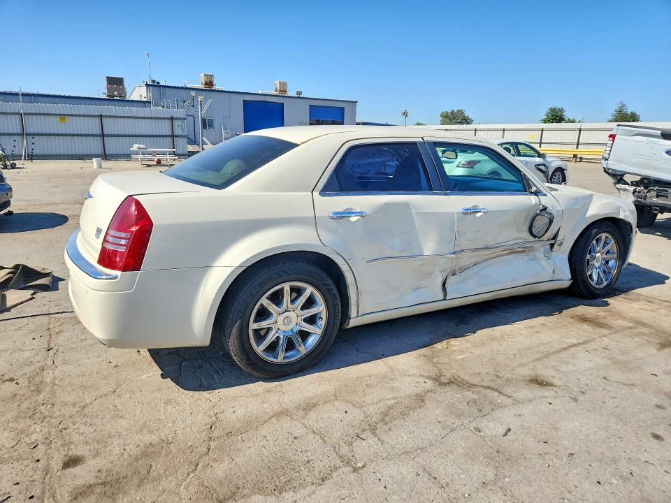 Продажа на аукционе авто 2006 Chrysler 300c, vin: 2C3LA63H56H439492, номер лота: 56033916