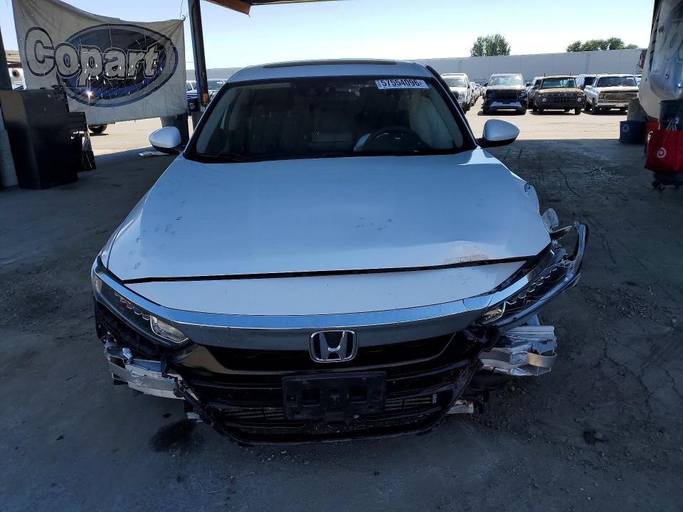Продаж на аукціоні авто 2018 Honda Accord, vin: 1HGCV1F45JA026847, номер лоту: 57554096