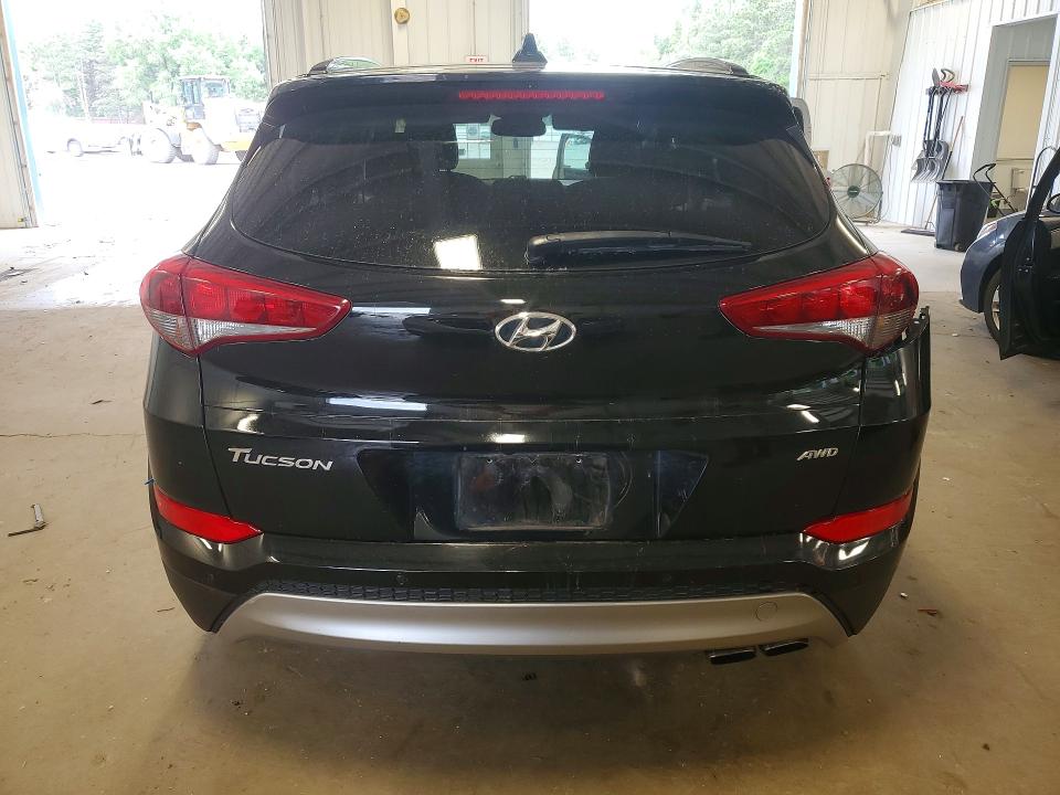 Продаж на аукціоні авто 2018 Hyundai Tucson, vin: KM8J3CA28JU685304, номер лоту: 56128316